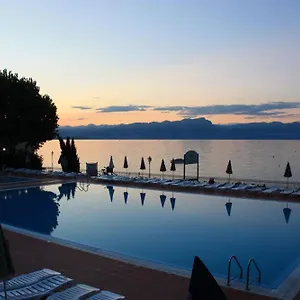 https://camping-wien.hotelinveneto.com