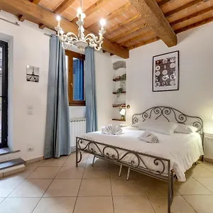 https://florence-apartments-tower.it-tuscanyhotel.com